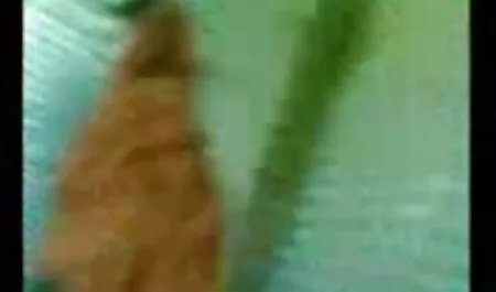 سه, لزبین زمان زیادی را در حمام سکس للکبار برای رابطه جنسی
