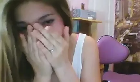 سینه کلان, ستاره فیلم سکسی را دوست دارد به مکیدن آلت ۱۸ سکس تناسلی بزرگ
