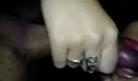 آماتور بالغ, رقص عمومی, و نشان می فلم سکس 18 دهد پذیری خود را به عموم مردم
